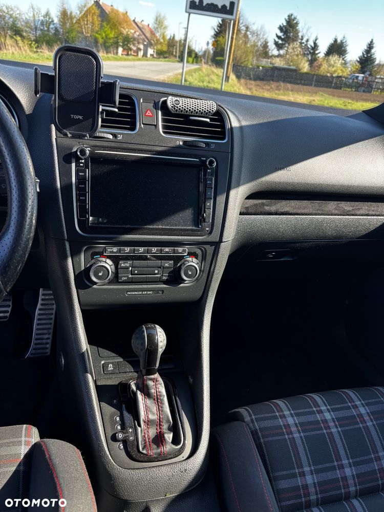 Volkswagen Golf 2.0 GTI DSG - 10