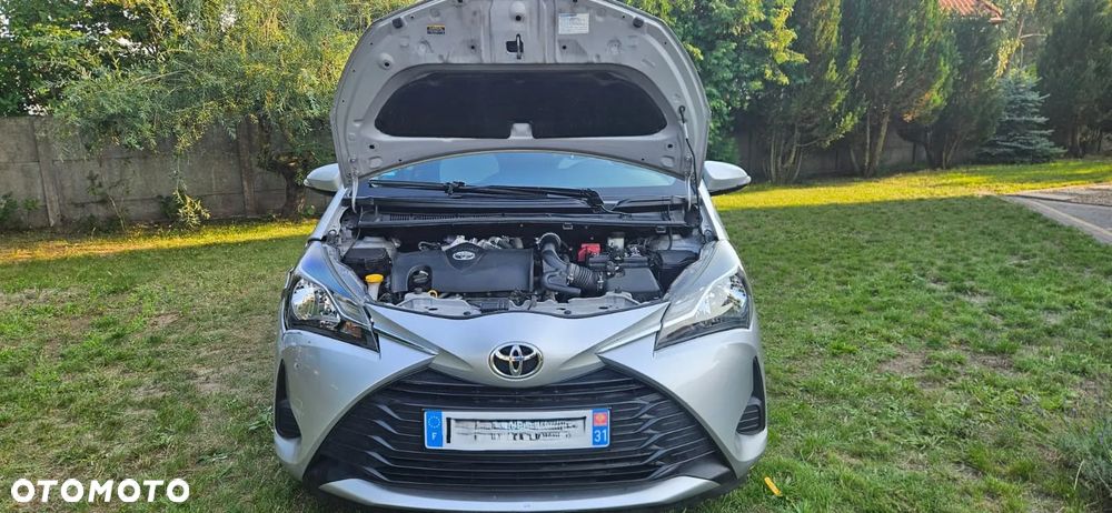 Toyota Yaris 1.5 Active - 10