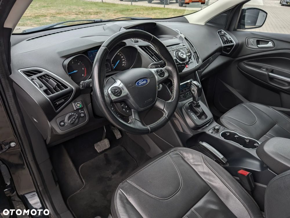 Ford Kuga 2.0 TDCi 4x4 Titanium - 20