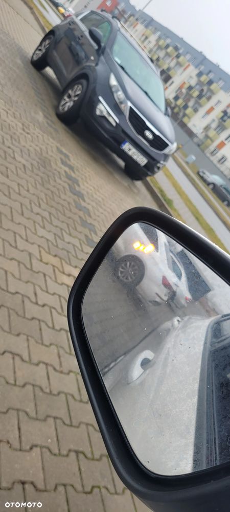 Ford Kuga 2.0 TDCi 2x4 Titanium - 19
