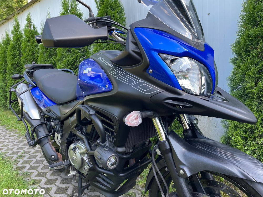 Suzuki V-STROM - 15