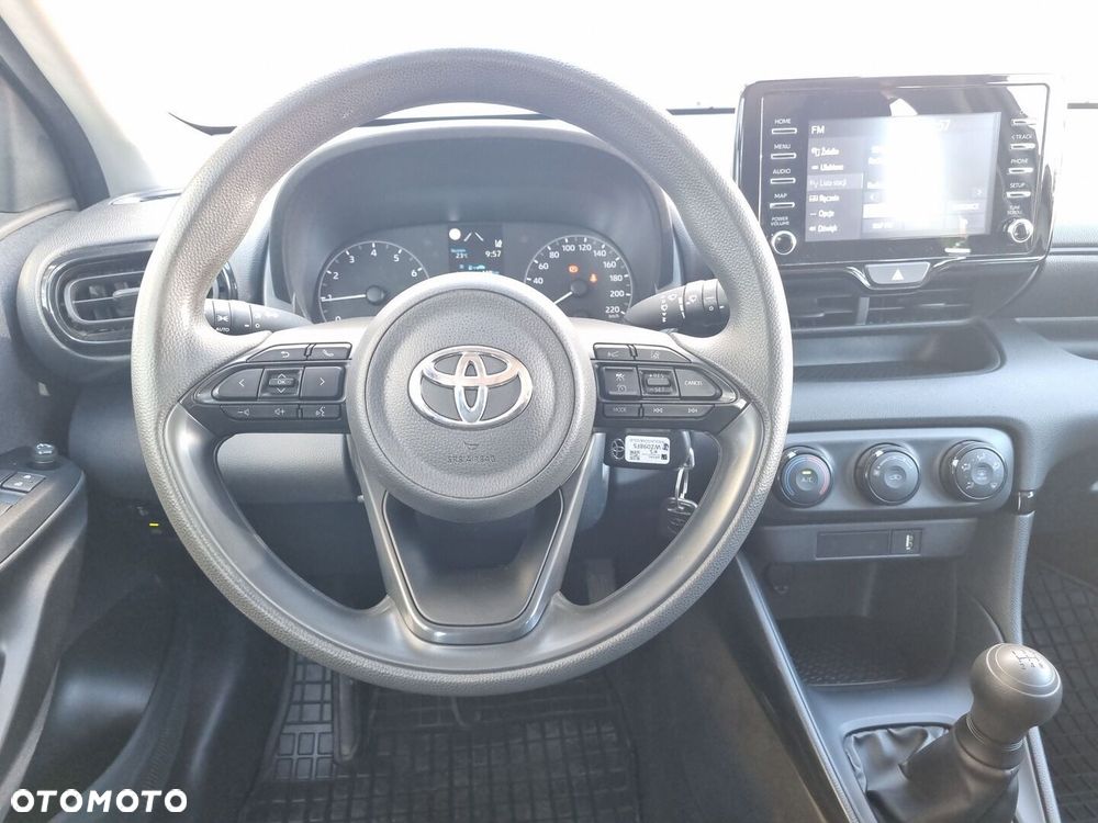 Toyota Yaris - 15