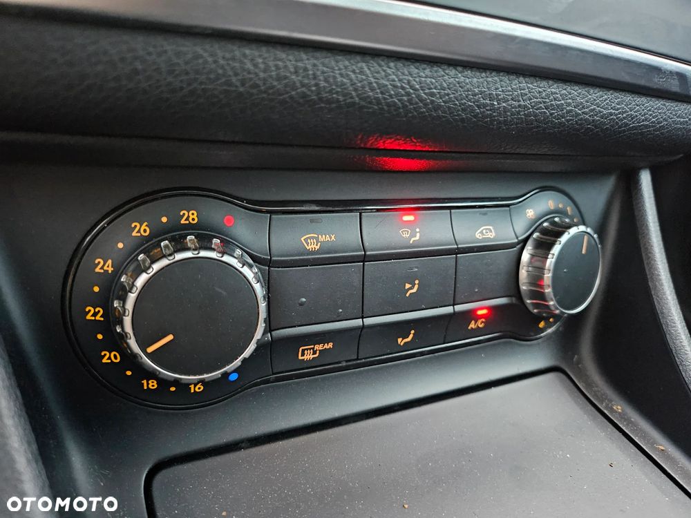 Mercedes-Benz CLA - 18