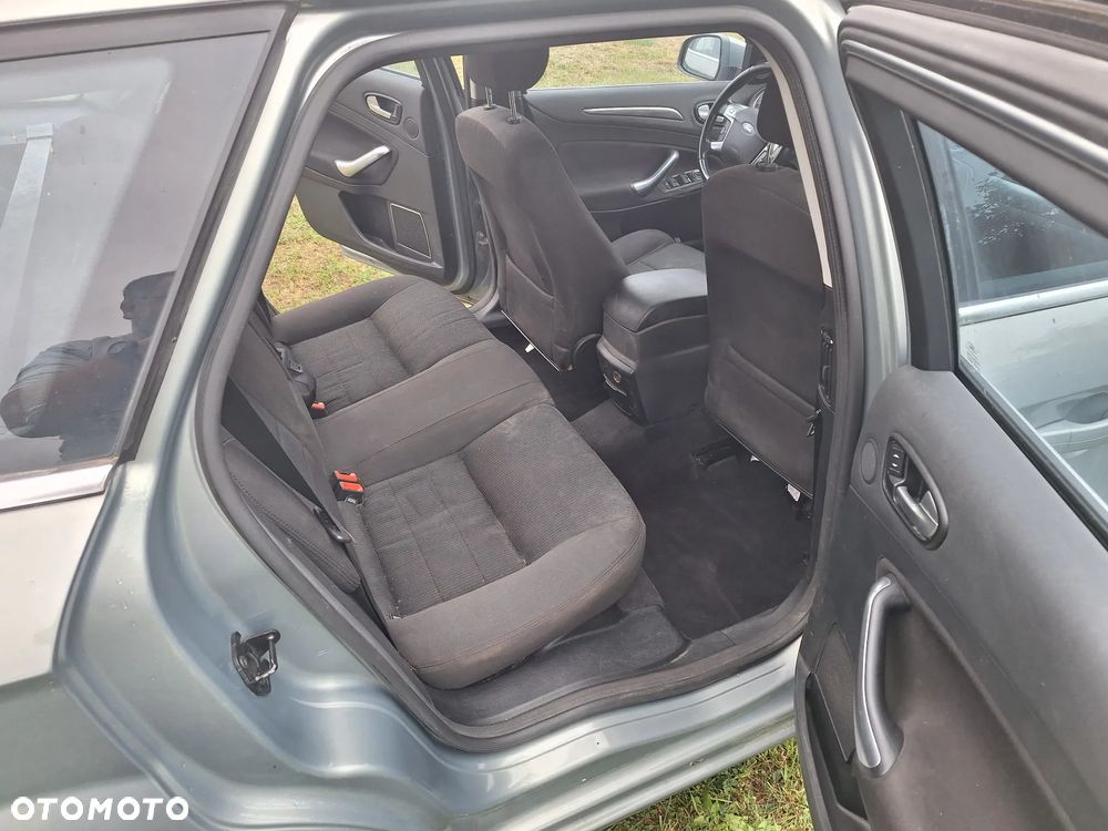 Ford Mondeo 2.0 Trend - 6