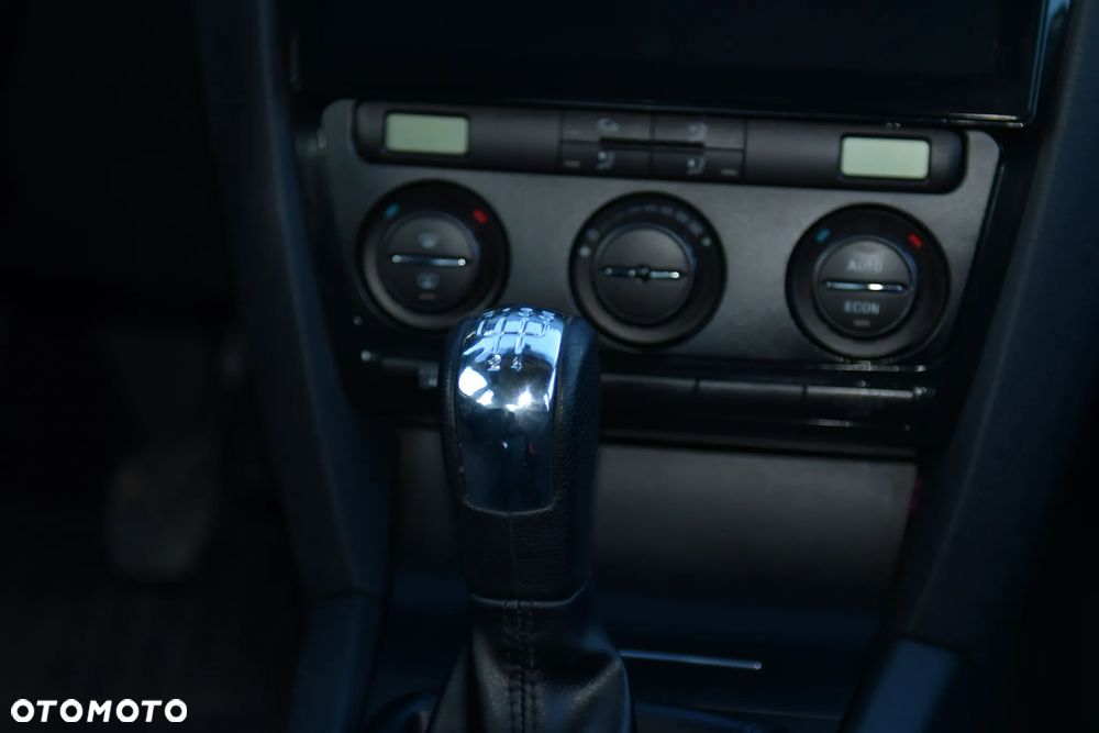 Skoda Octavia 1.9 TDI DPF Ambiente - 17