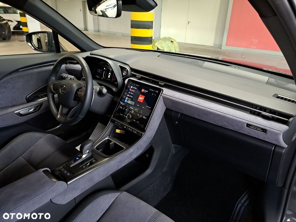 Lexus LBX 1.5 Hybrid Original Edition AWD - 11