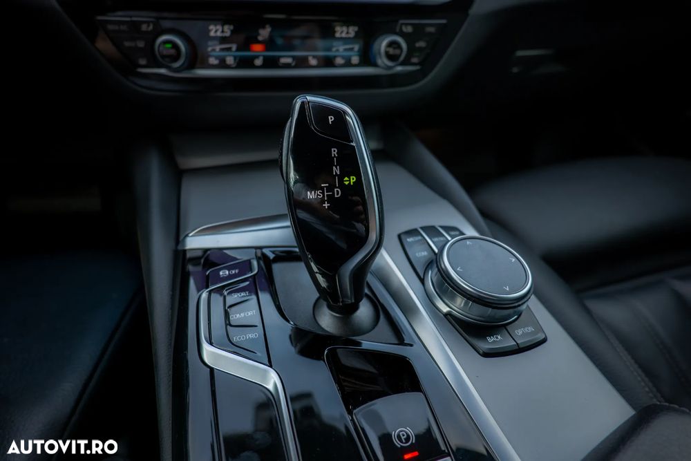 BMW Seria 5 - 21