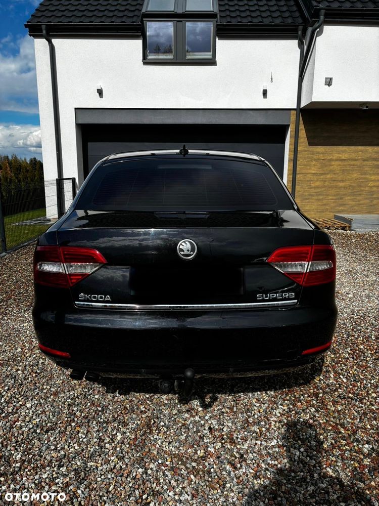 Skoda Superb 2.0 TDI Active DSG - 3