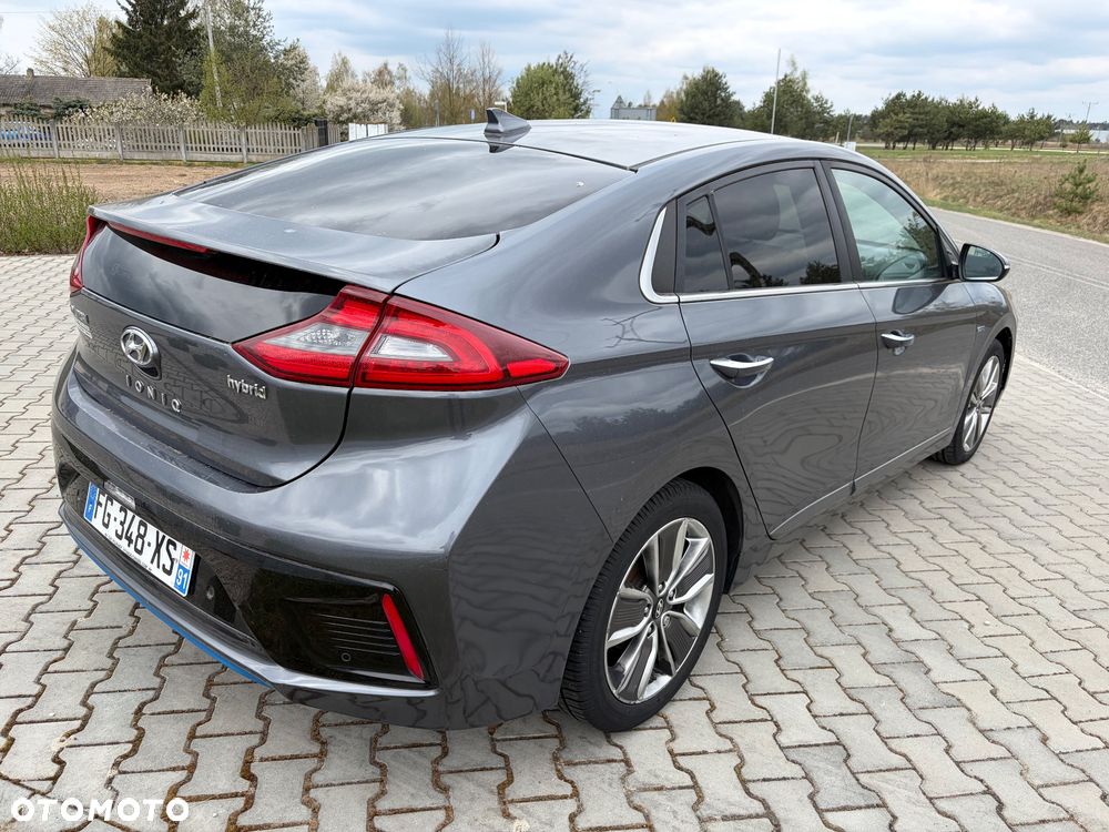Hyundai IONIQ Hybrid Business - 5