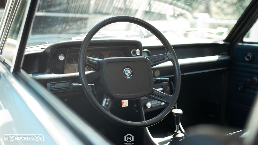 BMW 2002 - 15