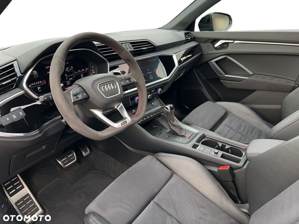 Audi RS Q3 Sportback - 9
