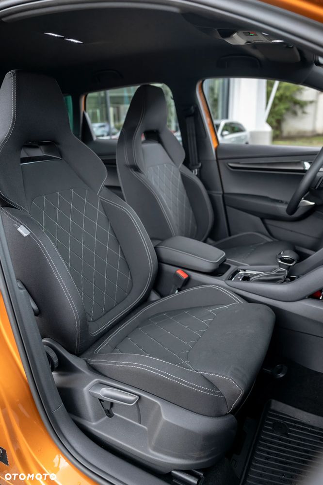 Skoda Karoq 1.5 TSI ACT Selection DSG - 14