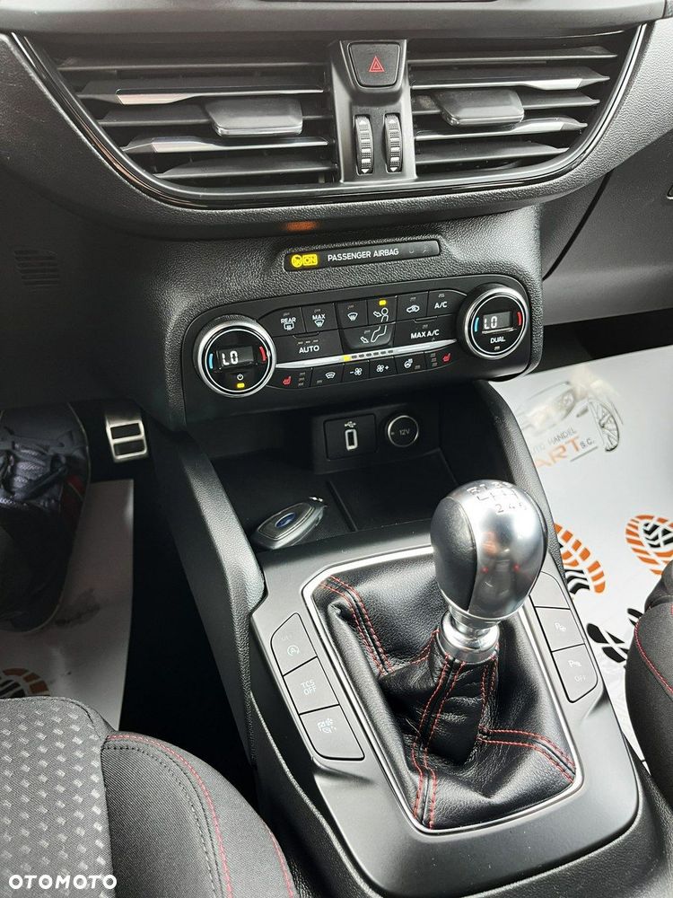 Ford Focus - 19