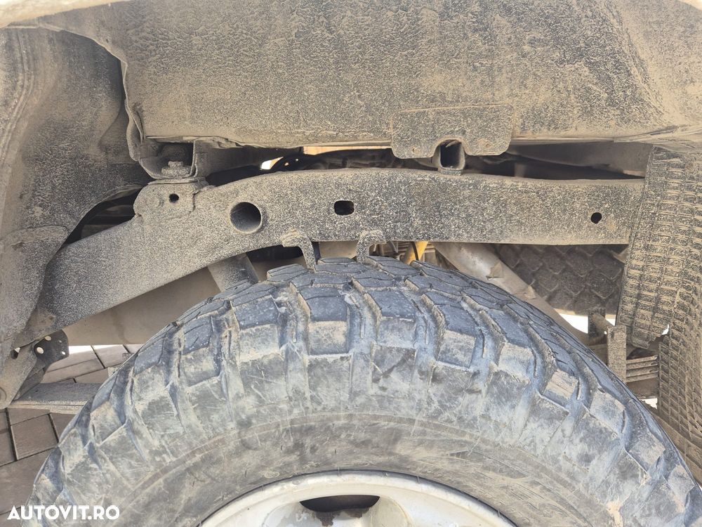 Toyota Hilux 4x4 Double Cab - 15