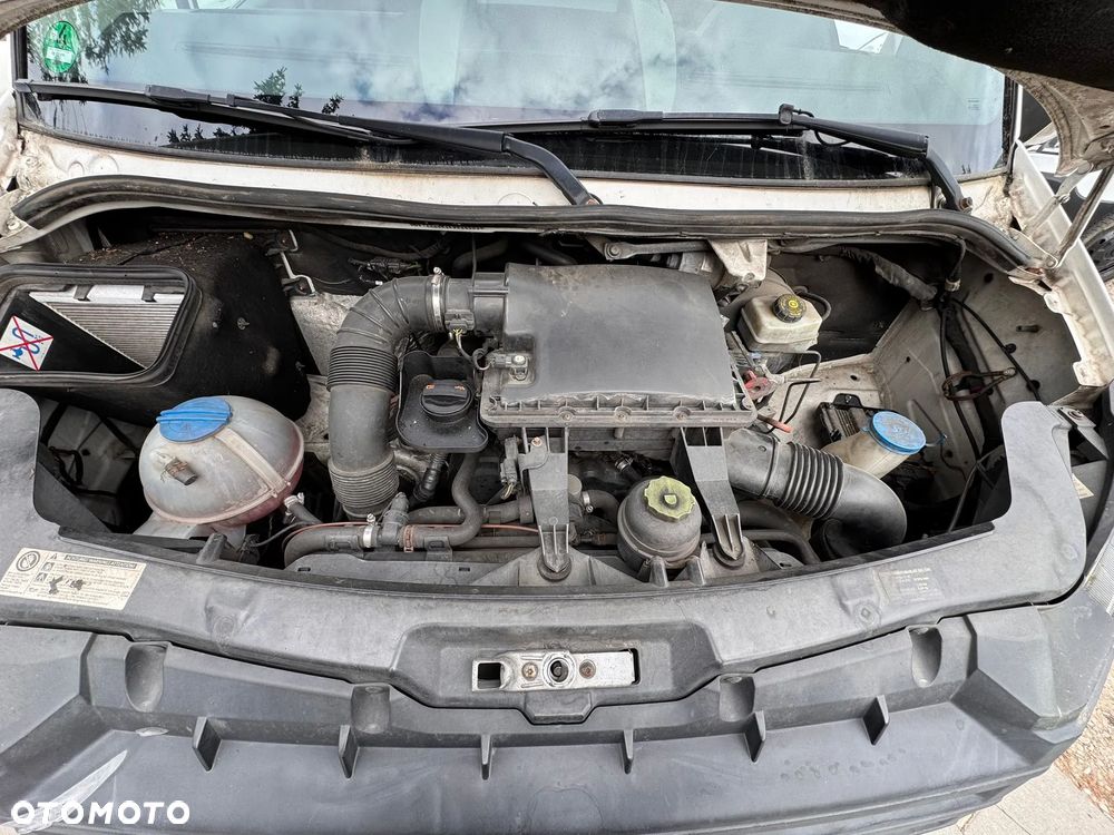 Volkswagen CRAFTER ŚREDNI PO LIFTOWY KLIMATYZACJA - 14