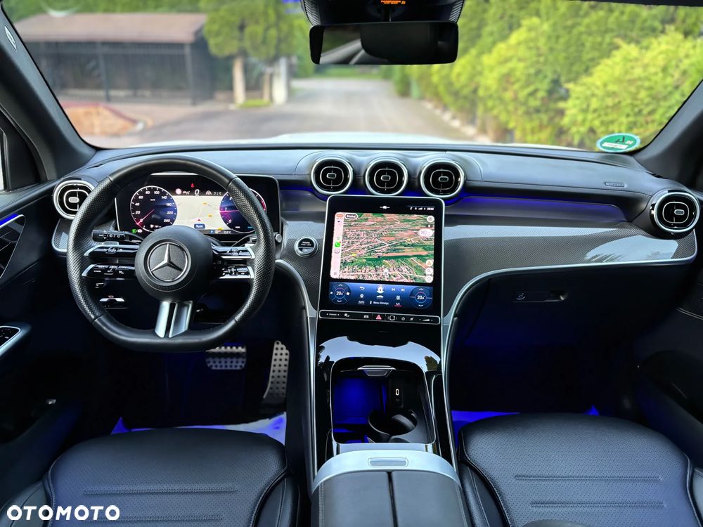 Mercedes-Benz GLC 220 d 4Matic 9G-TRONIC Edition AMG Line - 26