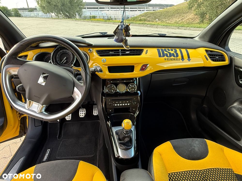 Citroën DS3 1.6 HDi SportChic - 9