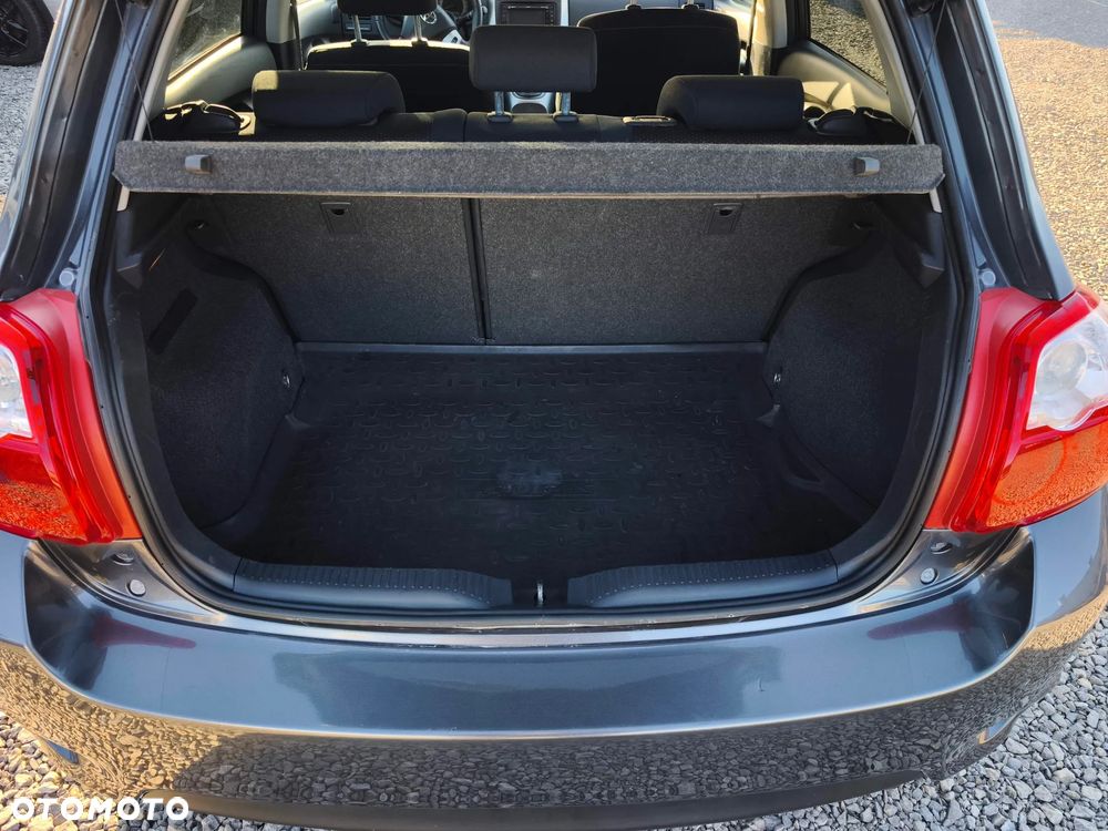 Toyota Auris 1.6 Club - 14