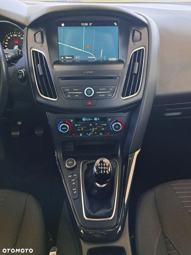 Ford Focus - 14