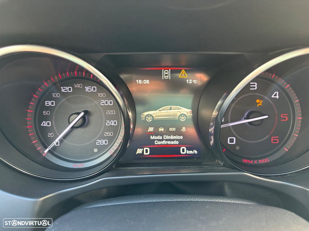 Jaguar XE 2.0 D R-Sport Aut. - 26