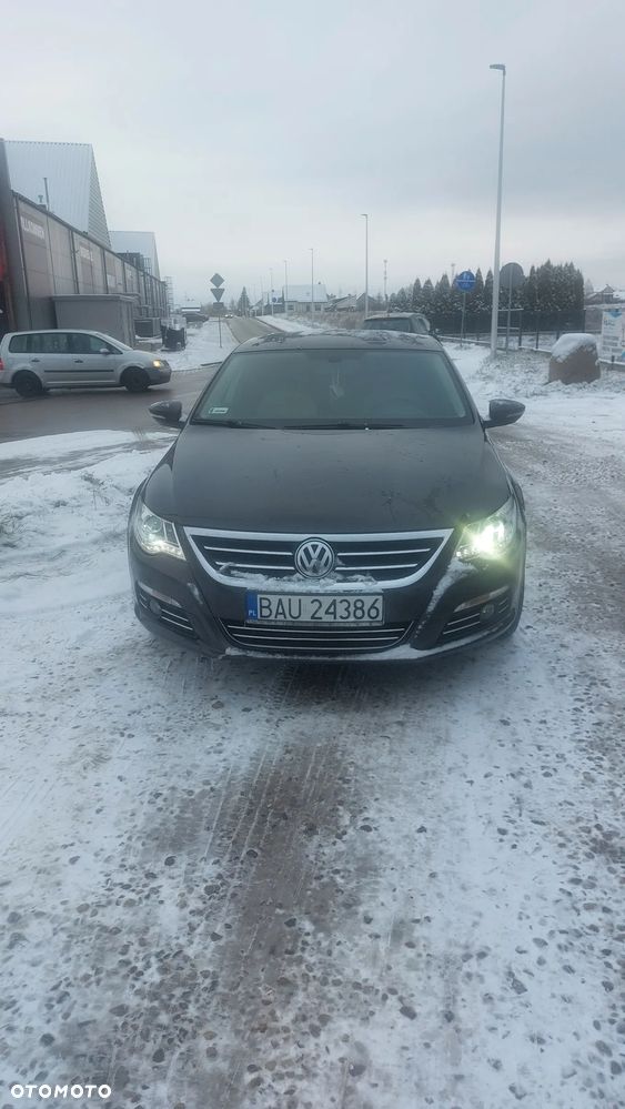 Volkswagen Passat 2.0 TDI Trendline - 1