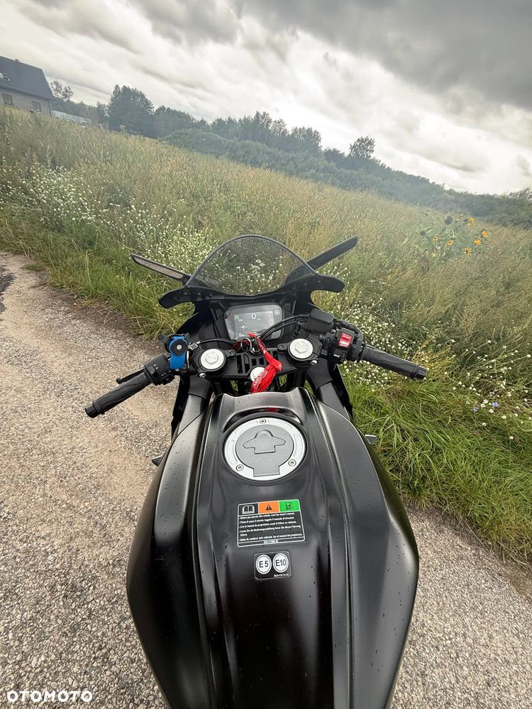 Yamaha R125 - 11