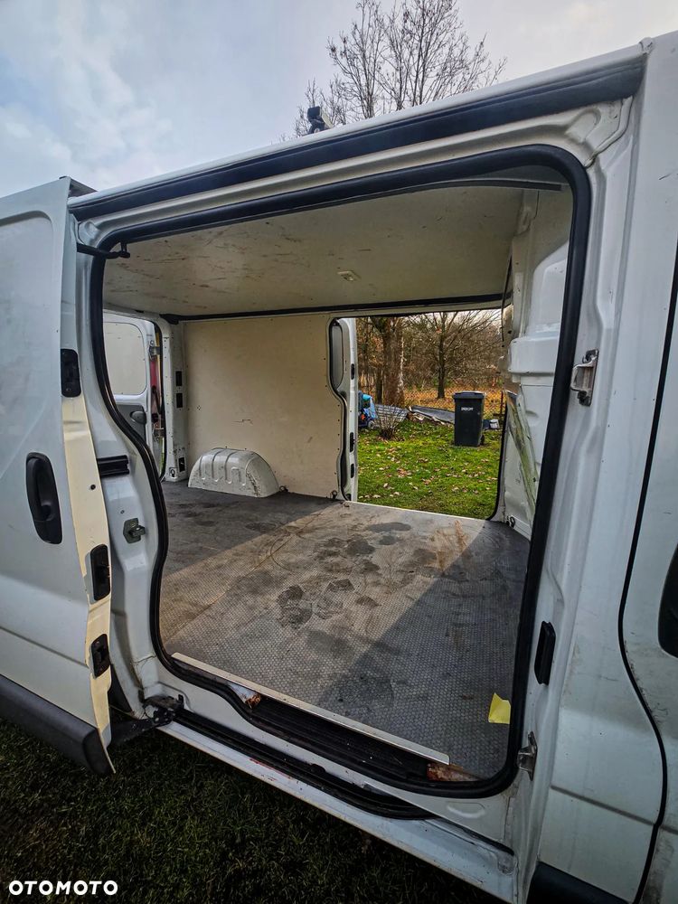Renault Trafic - 4