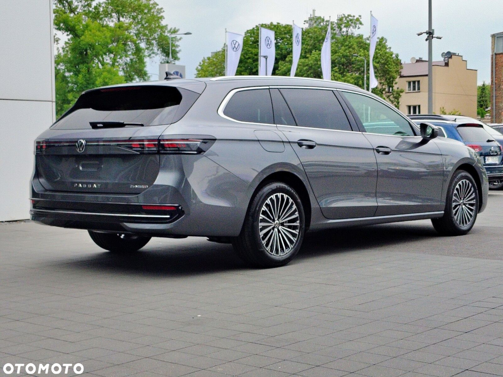 Volkswagen Passat - 7