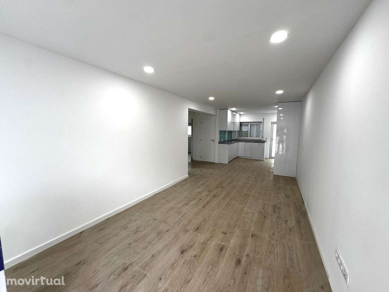 Andar Moradia T2 - Silvares, Guimarães - Grande imagem: 5/8