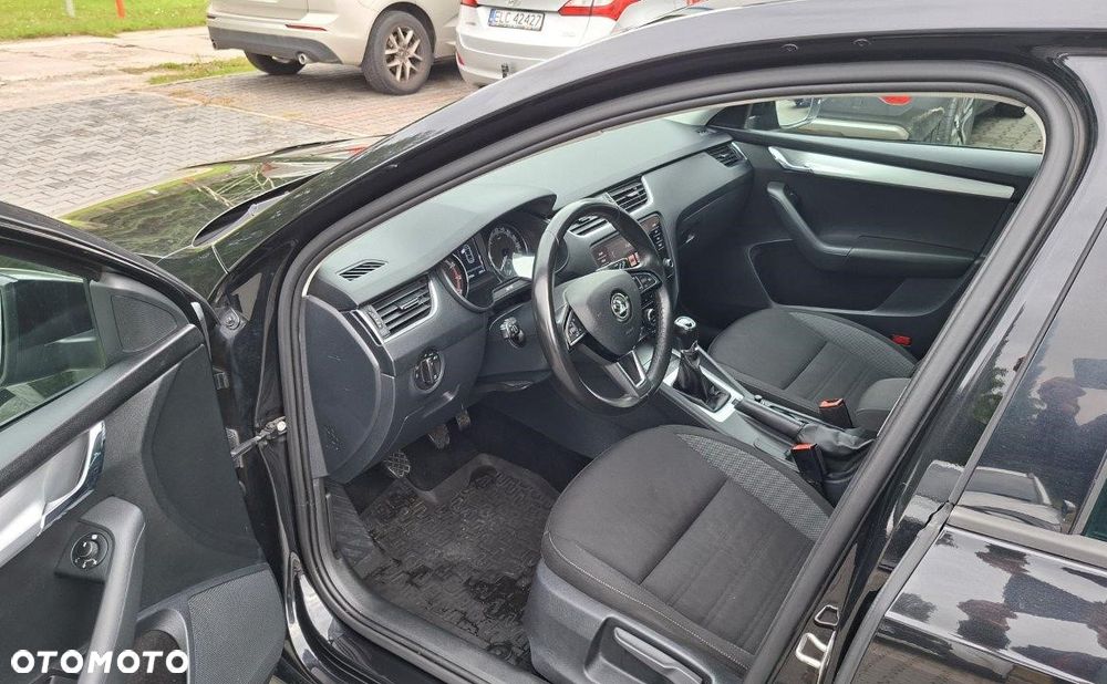 Skoda Octavia - 2