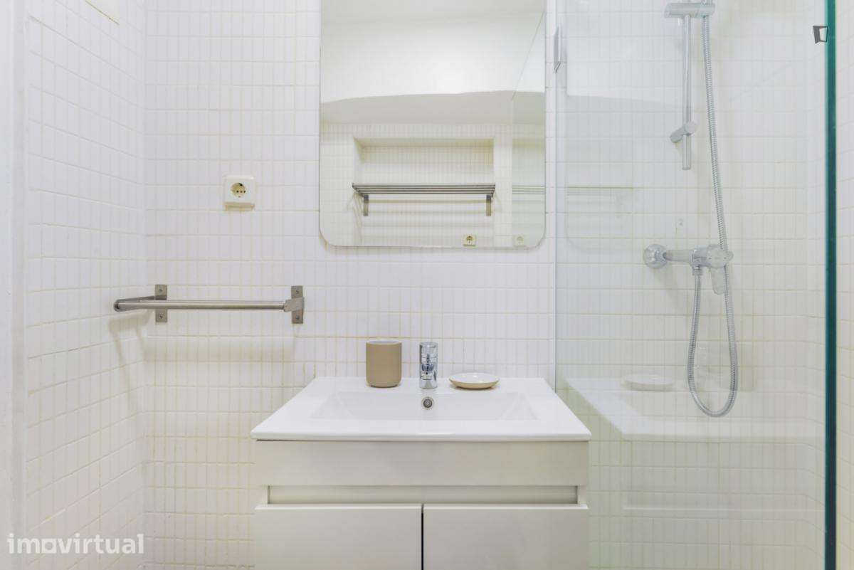 Apartamento com 2 quartos - localizado em Intendente Lisbon - Grande imagem: 2/26