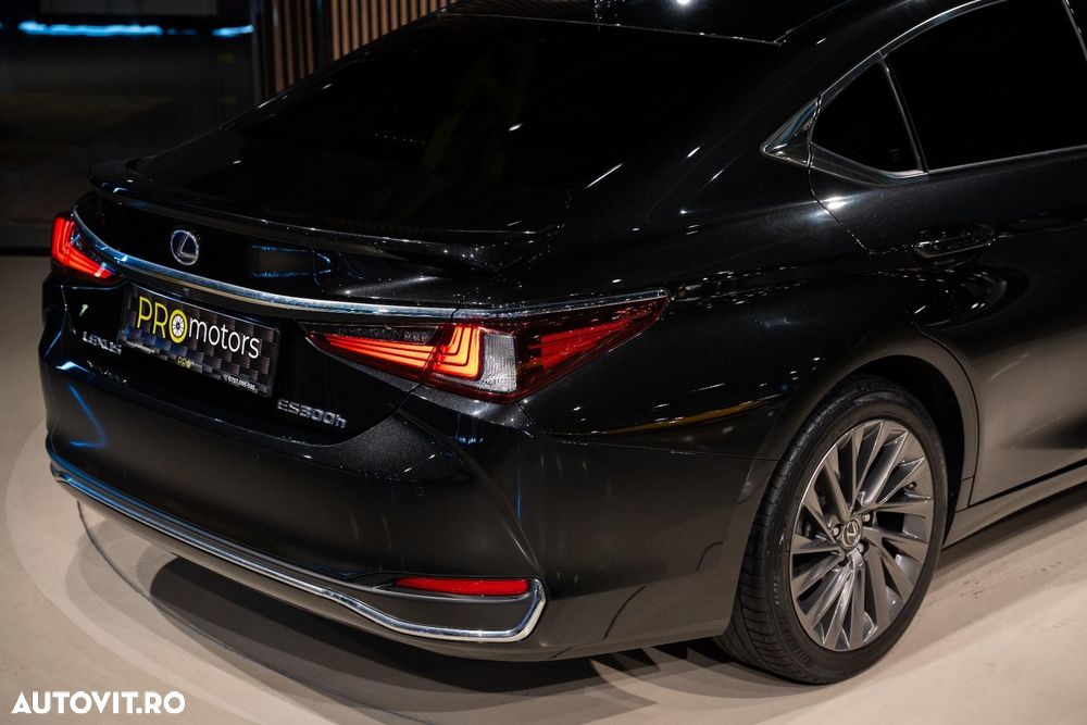 Lexus Seria ES - 13