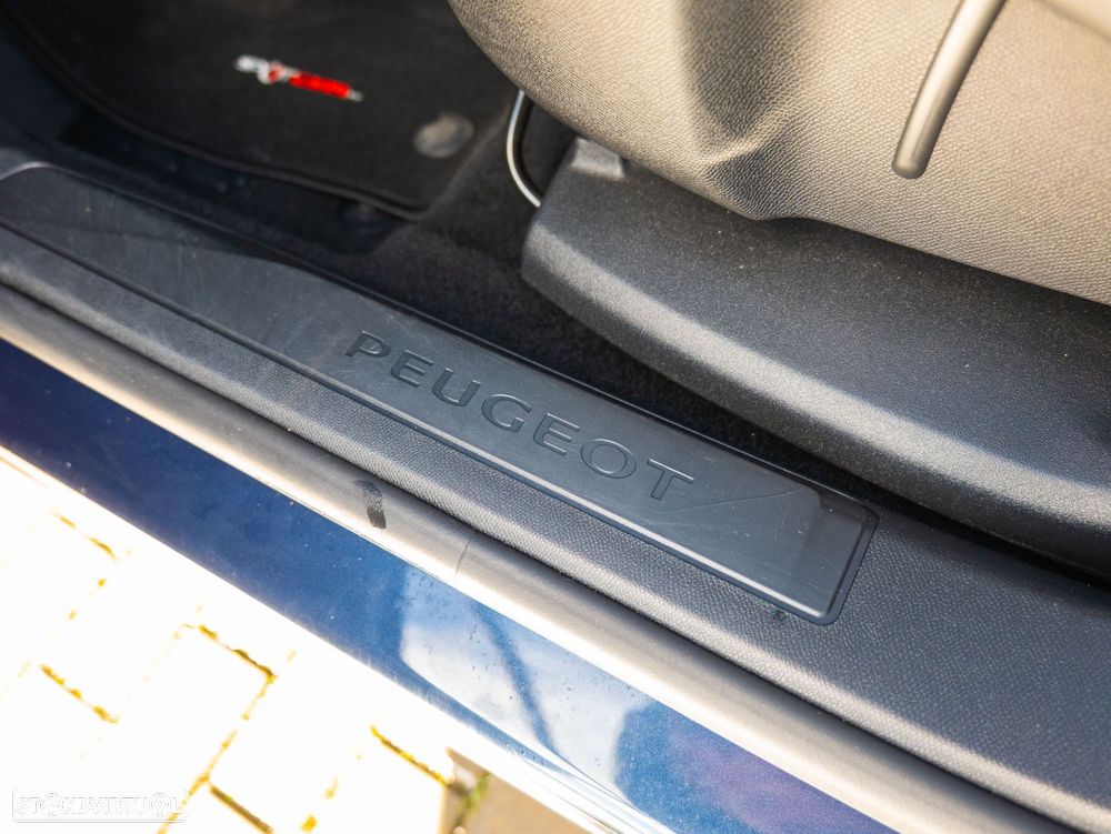 Peugeot 5008 1.5 BlueHDi Active - 14