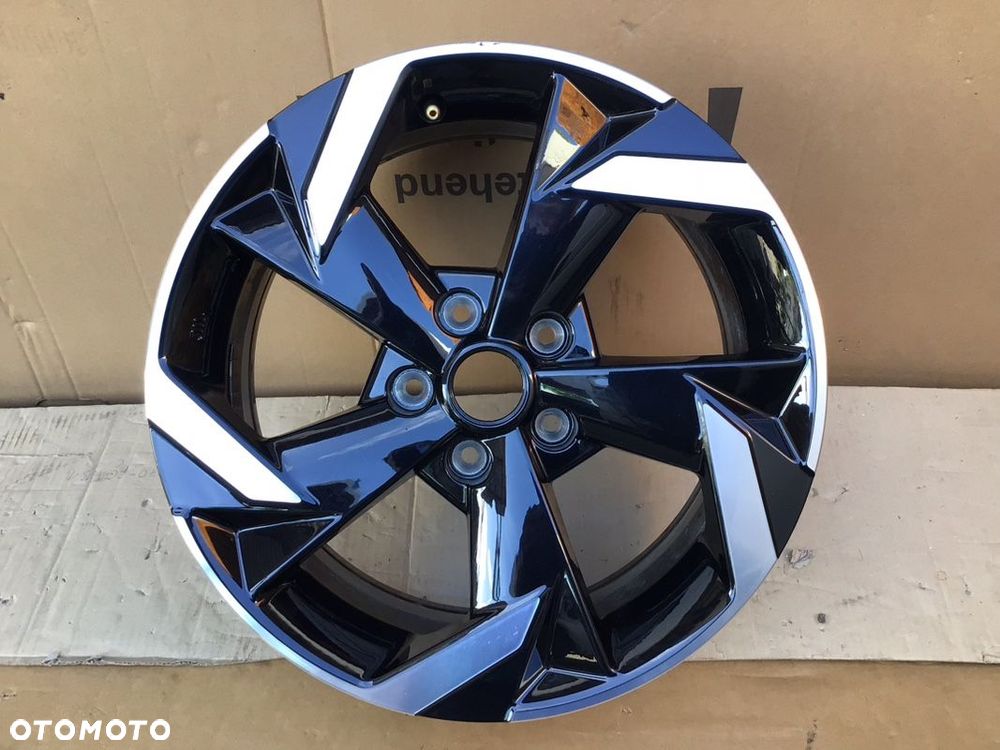 Felga aluminiowa 1szt Nissan 7x17 et35 5x114.3 - 1