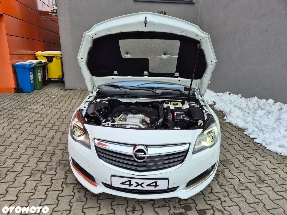 Opel Insignia 2.0 SIDI Turbo 4x4 Innovation - 36