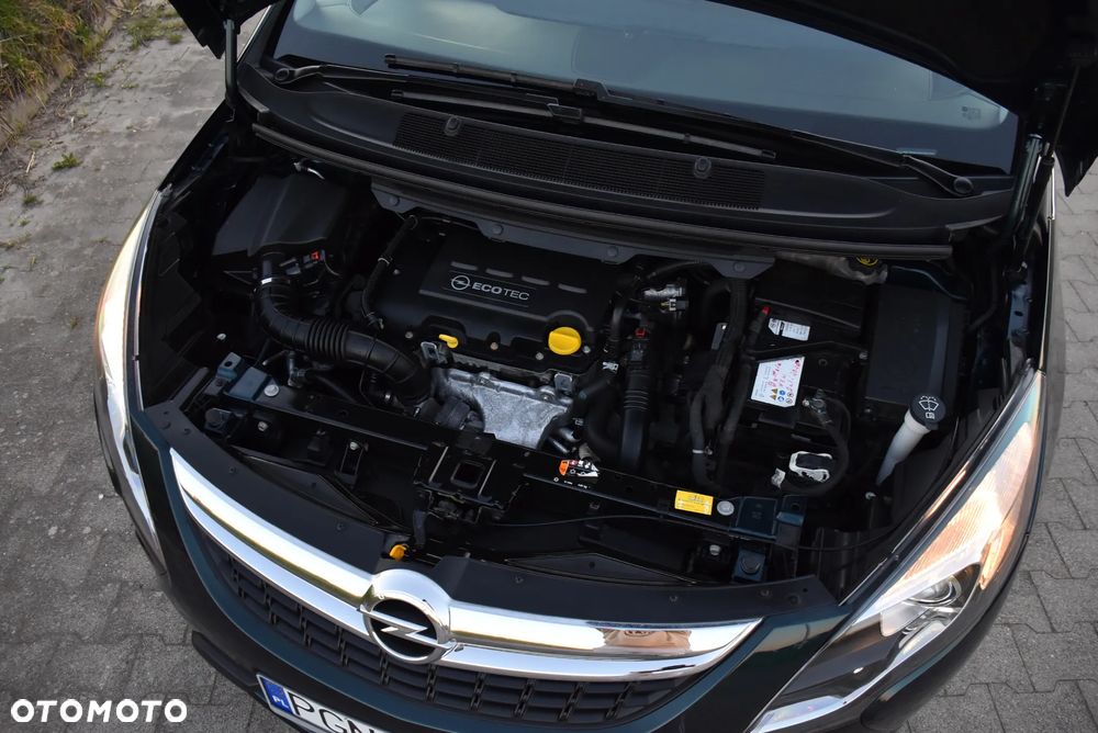 Opel Zafira Tourer 1.4 Turbo Innovation - 11
