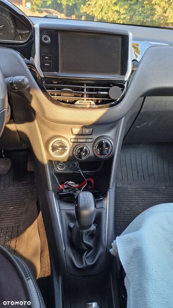 Peugeot 208 1.2 PureTech Active - 3