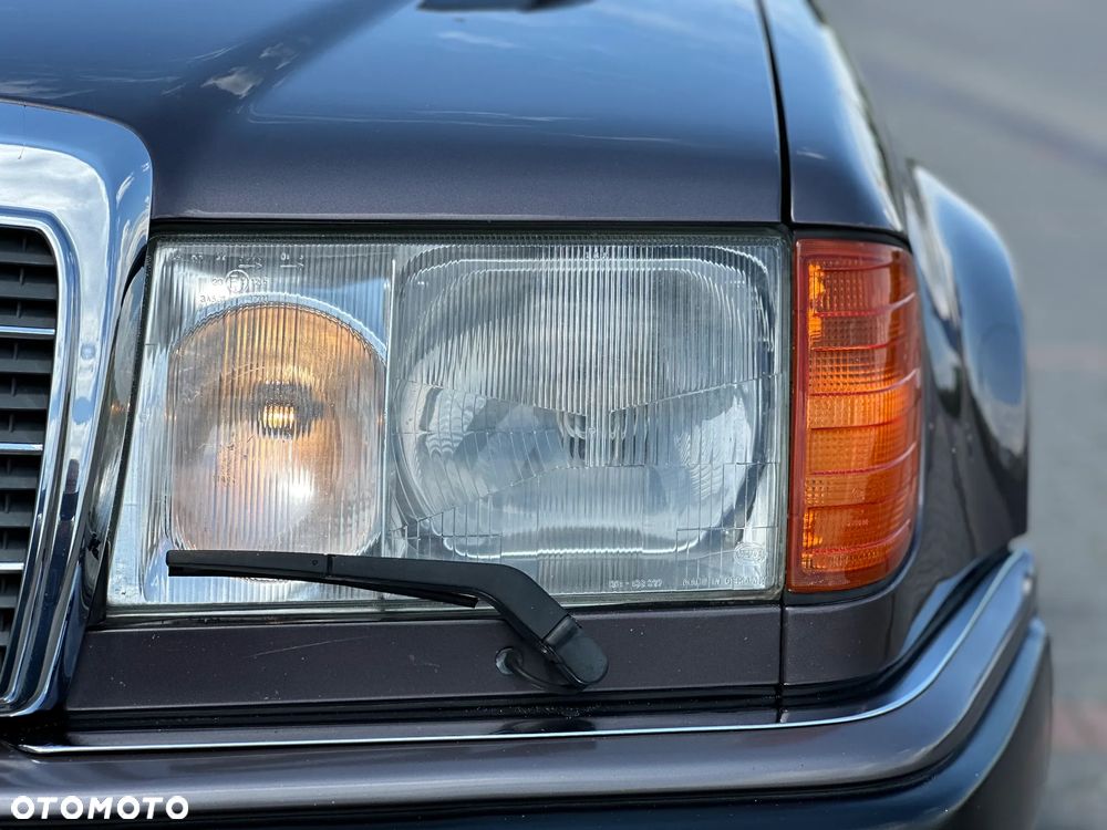 Mercedes-Benz Klasa E - 8