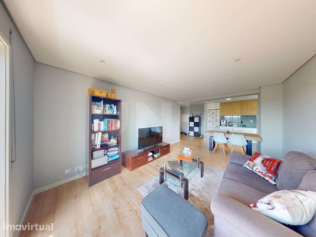 Apartamento T2 Renovado em Baguim do Monte - Grande imagem: 2/17