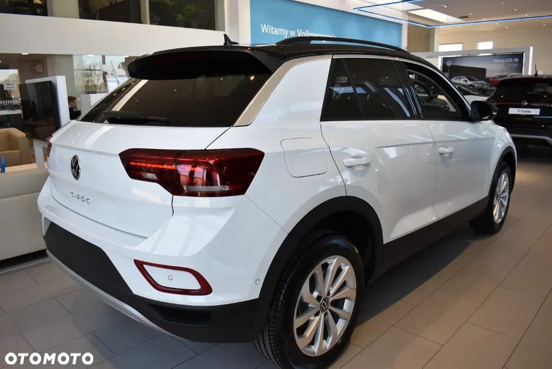 Volkswagen T-Roc - 4