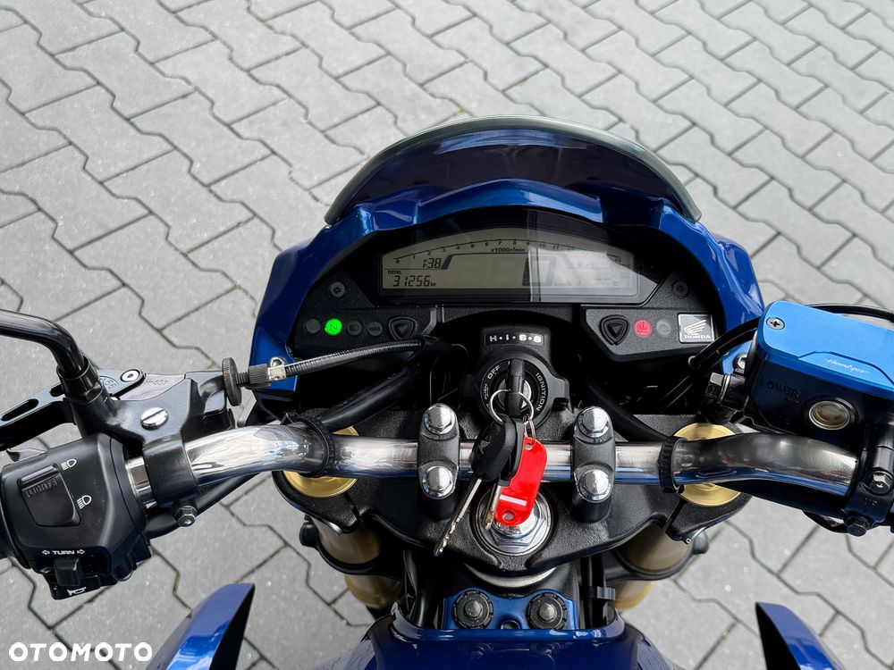 Honda Hornet - 21