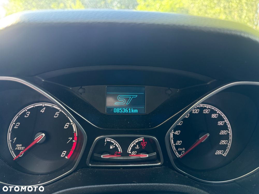 Ford Focus 2.0 EcoBoost ST - 13