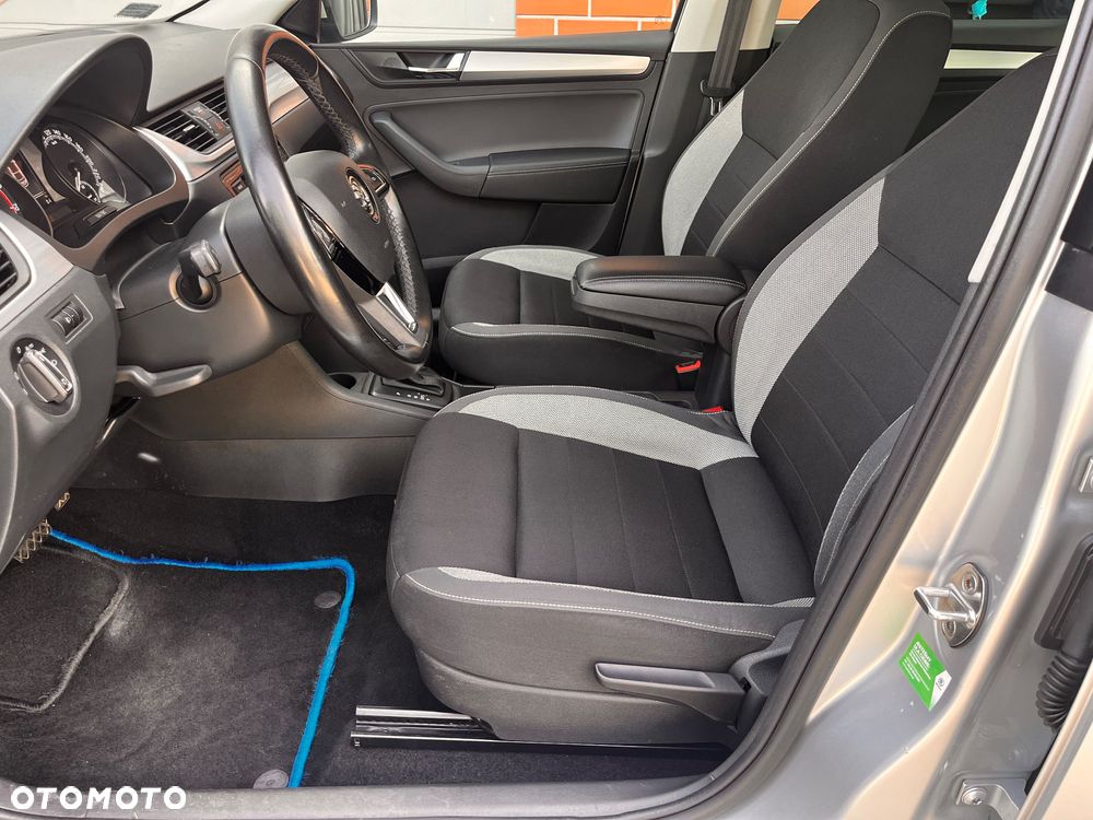 Skoda RAPID 1.0 TSI Drive DSG - 24