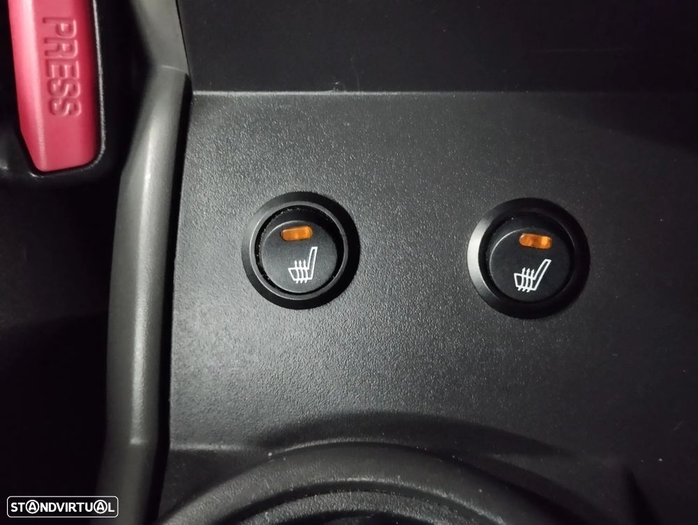 Jeep Wrangler Unlimited 2.8 CRD ATX Sahara - 25