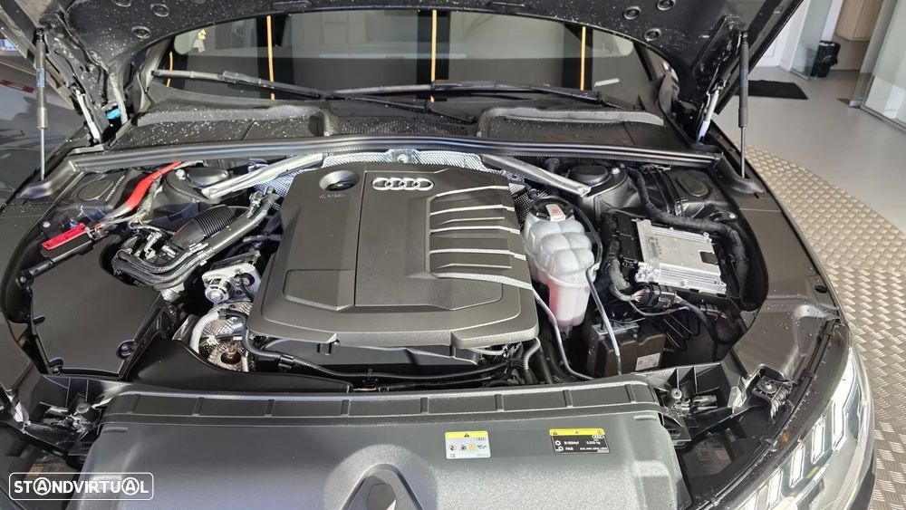 Audi A4 35 TDI S line S tronic - 27