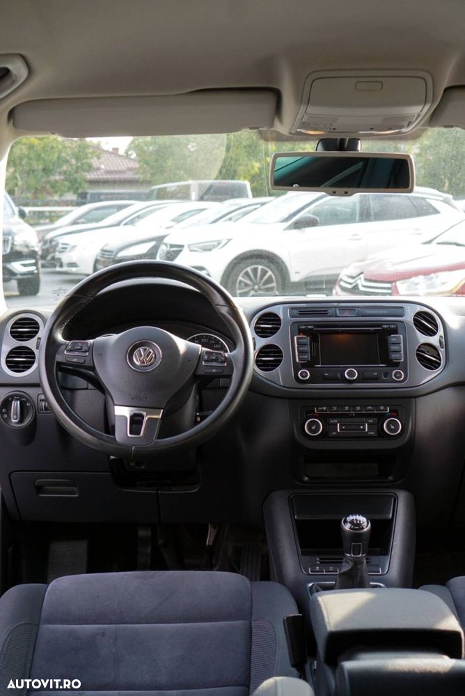 Volkswagen Tiguan - 19