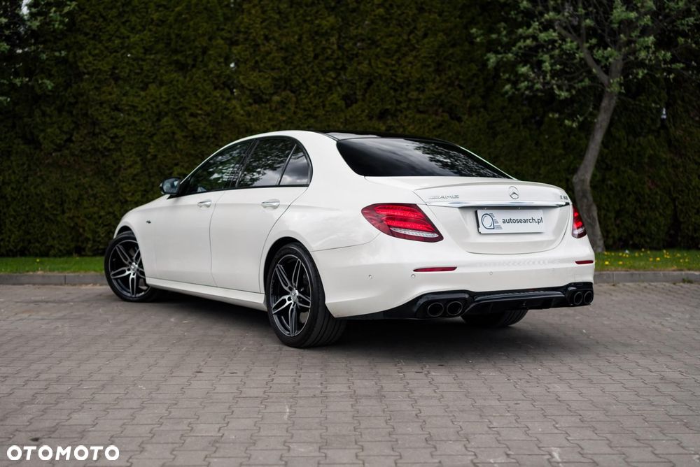Mercedes-Benz Klasa E - 6