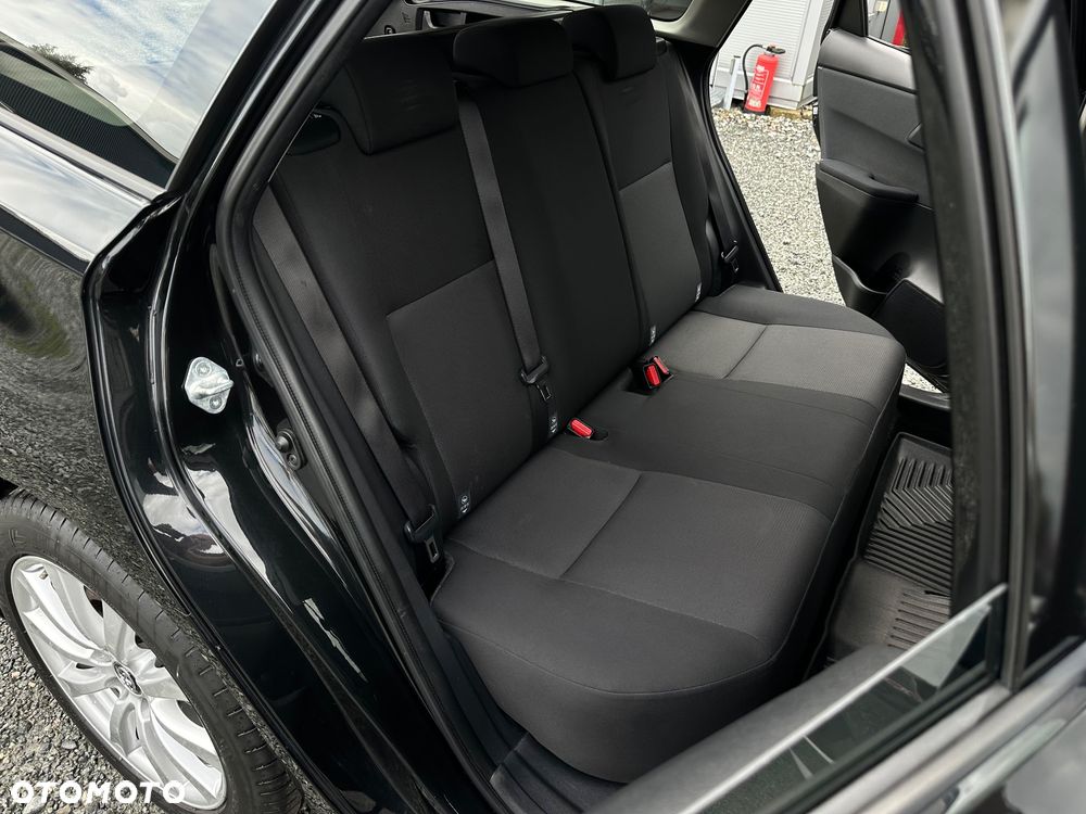 Toyota Auris 1.6 Dynamic - 21