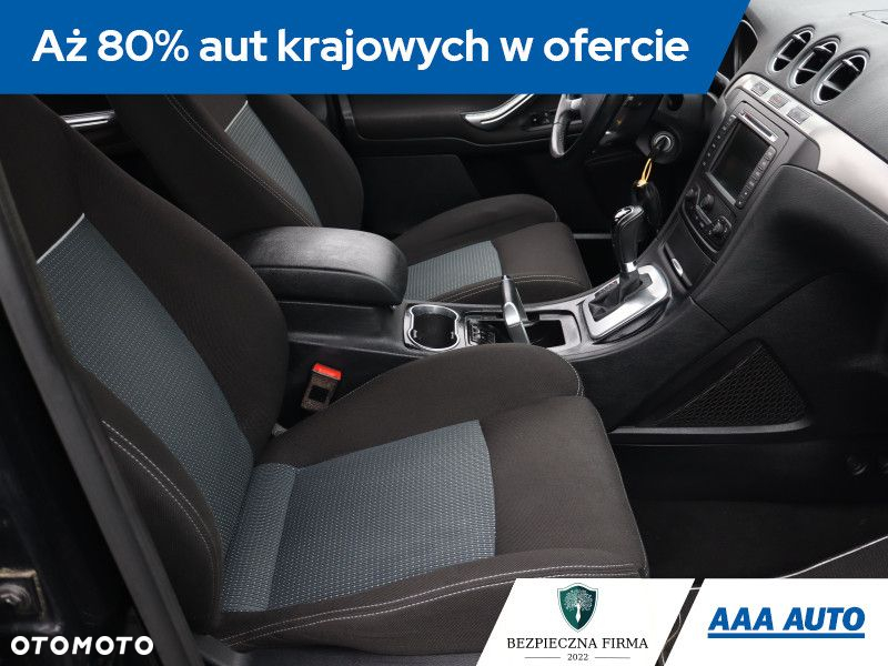 Ford S-Max - 10