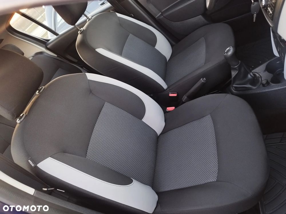 Dacia Sandero - 18